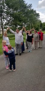 IMG 64e30c58bb469f3522f6345b30bfea83 V