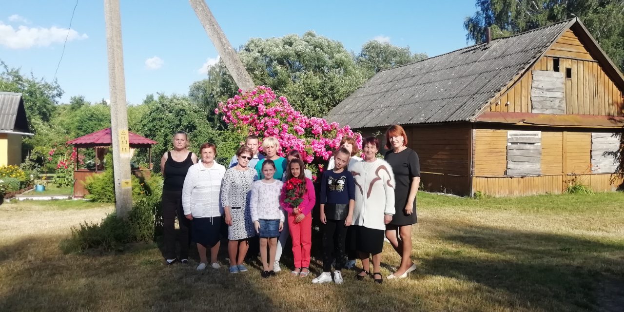 IMG 1708ff90b278d9bb30e525ef0a6937b3 V