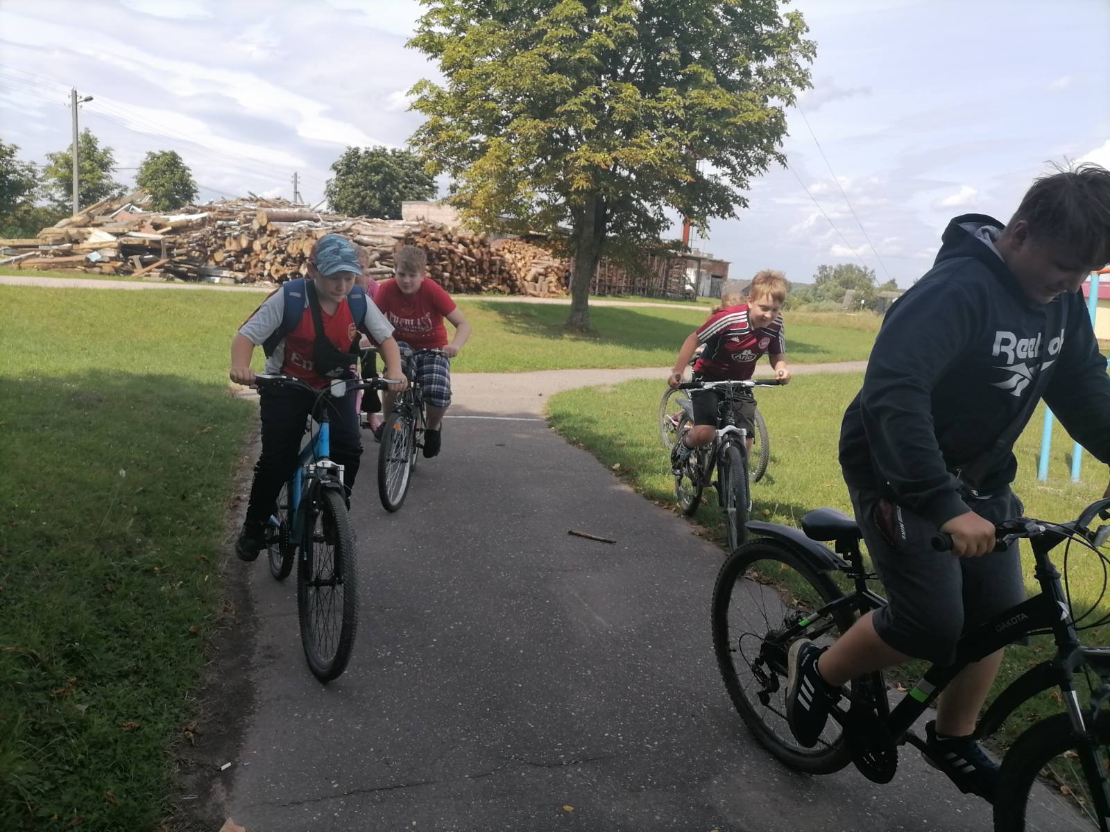 IMG ba68bdd2b44e029ea7bd514f58216077 V