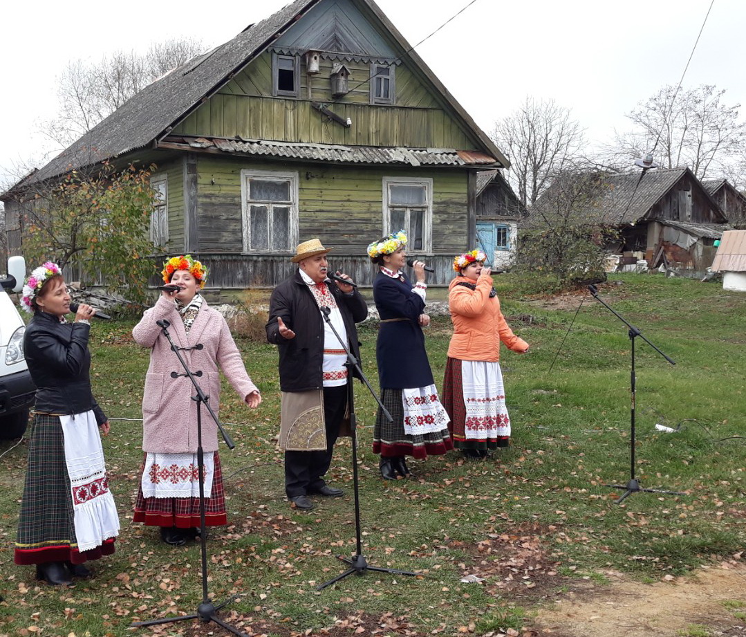 IMG c0b591a5d4ddecacb0059c4e10413d1b V