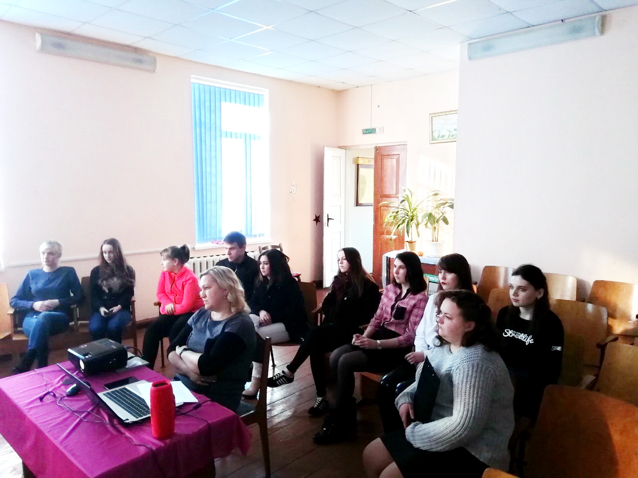 IMG e4d991d220808b9b1db1e5ad57e94837 V