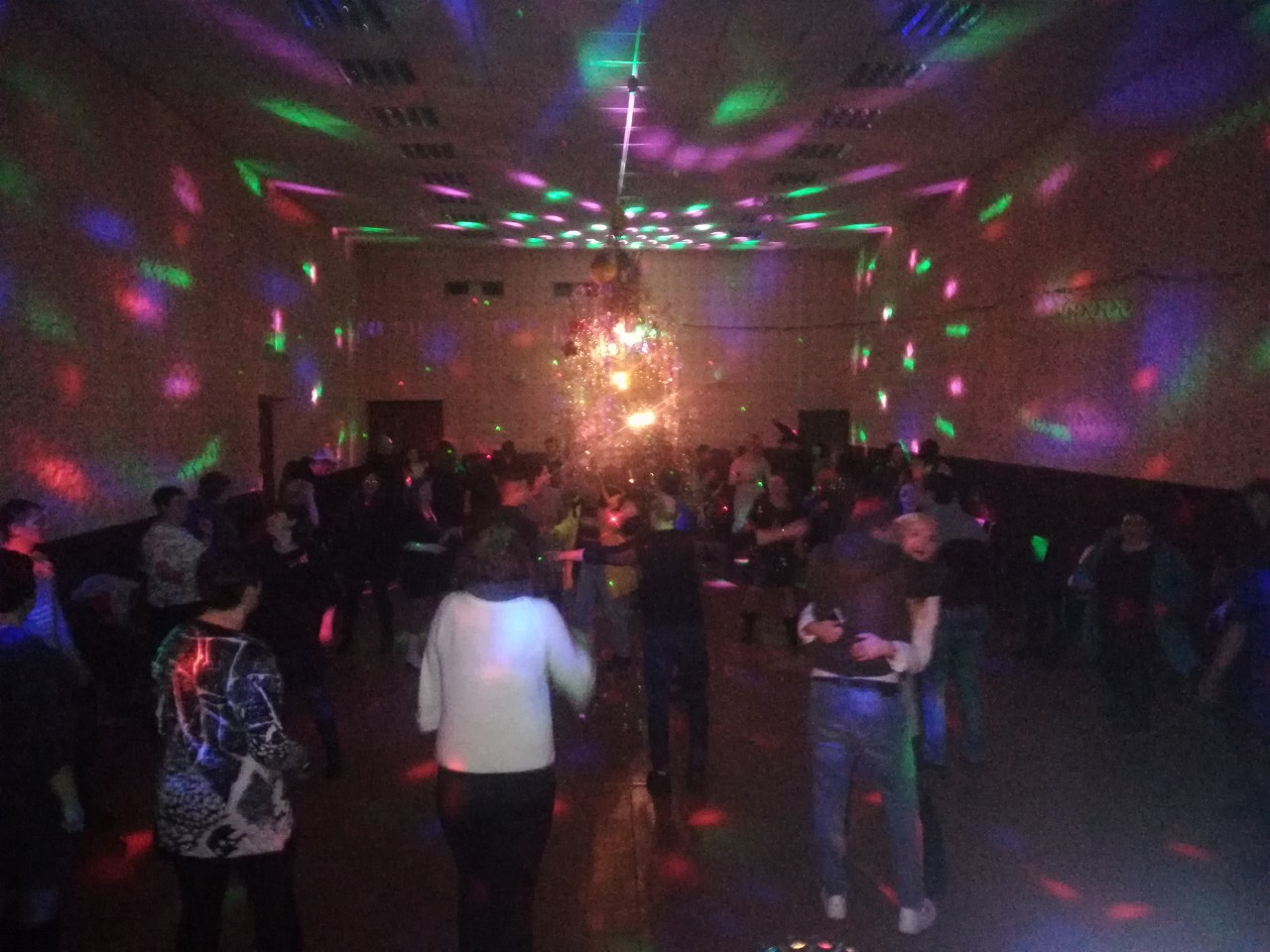 IMG f631914f427b8144ea7a32f0673052e7 V